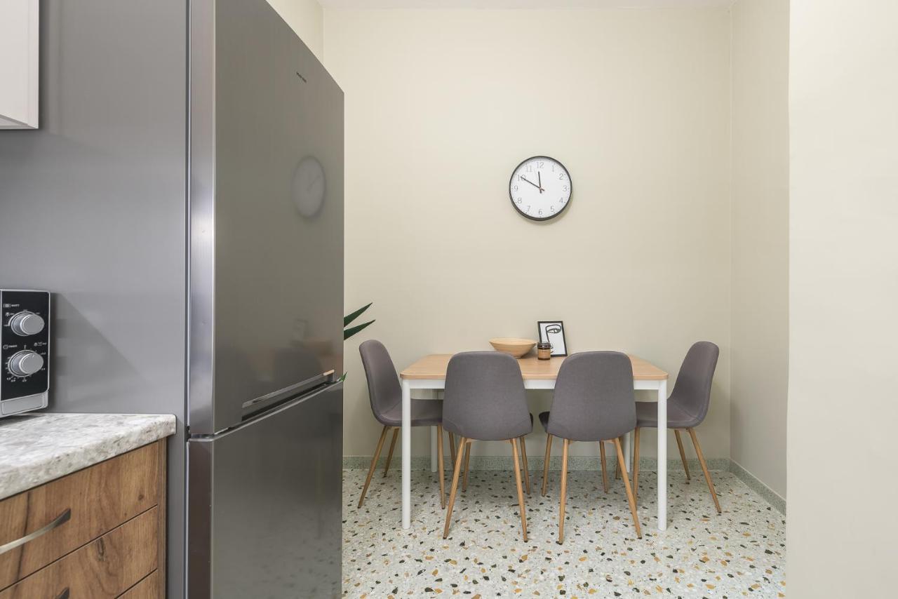 The "Warm" Apartment เอเธนส์ ภายนอก รูปภาพ