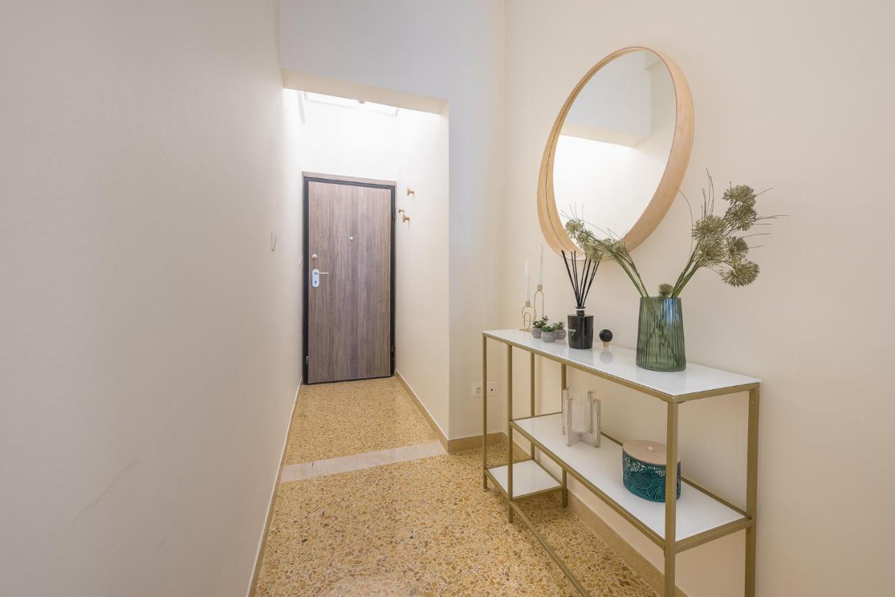The "Warm" Apartment เอเธนส์ ภายนอก รูปภาพ