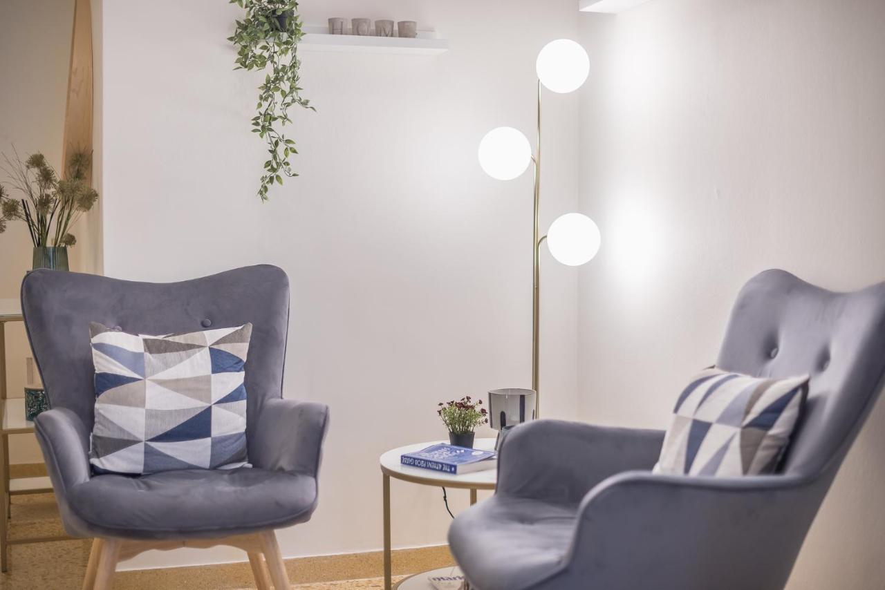 The "Warm" Apartment เอเธนส์ ภายนอก รูปภาพ